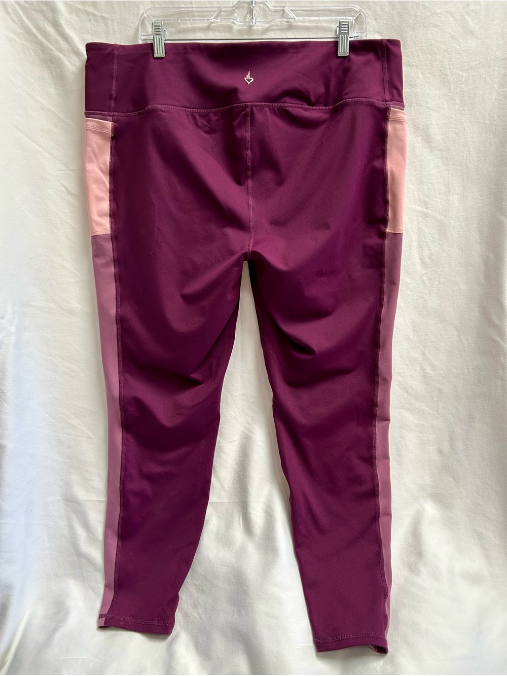 TORRID ACTIVE SET PLUM & BLUSH SPORTS BRA AND LEGGINGS, PLUS SIZE 3 - Picture 3 of 8